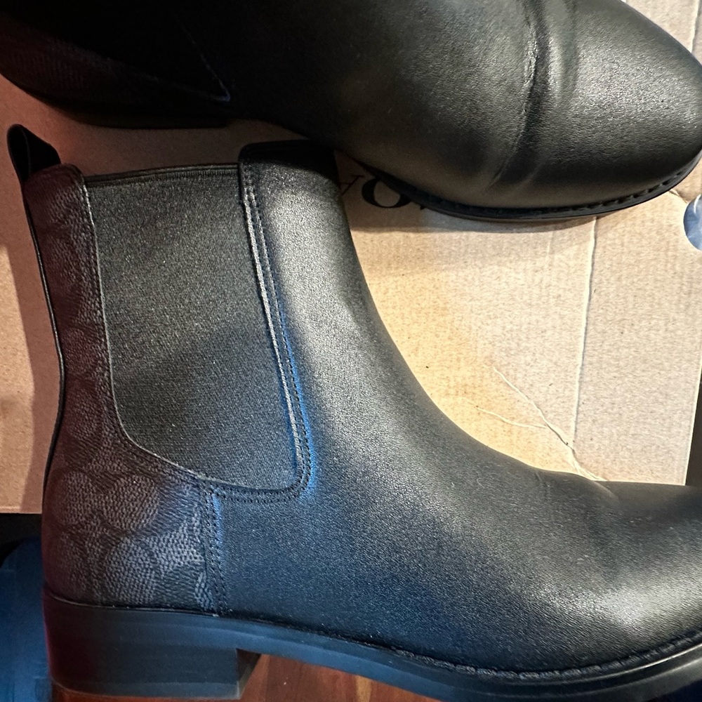 Coach Bootie, 8.5, Women’s, black